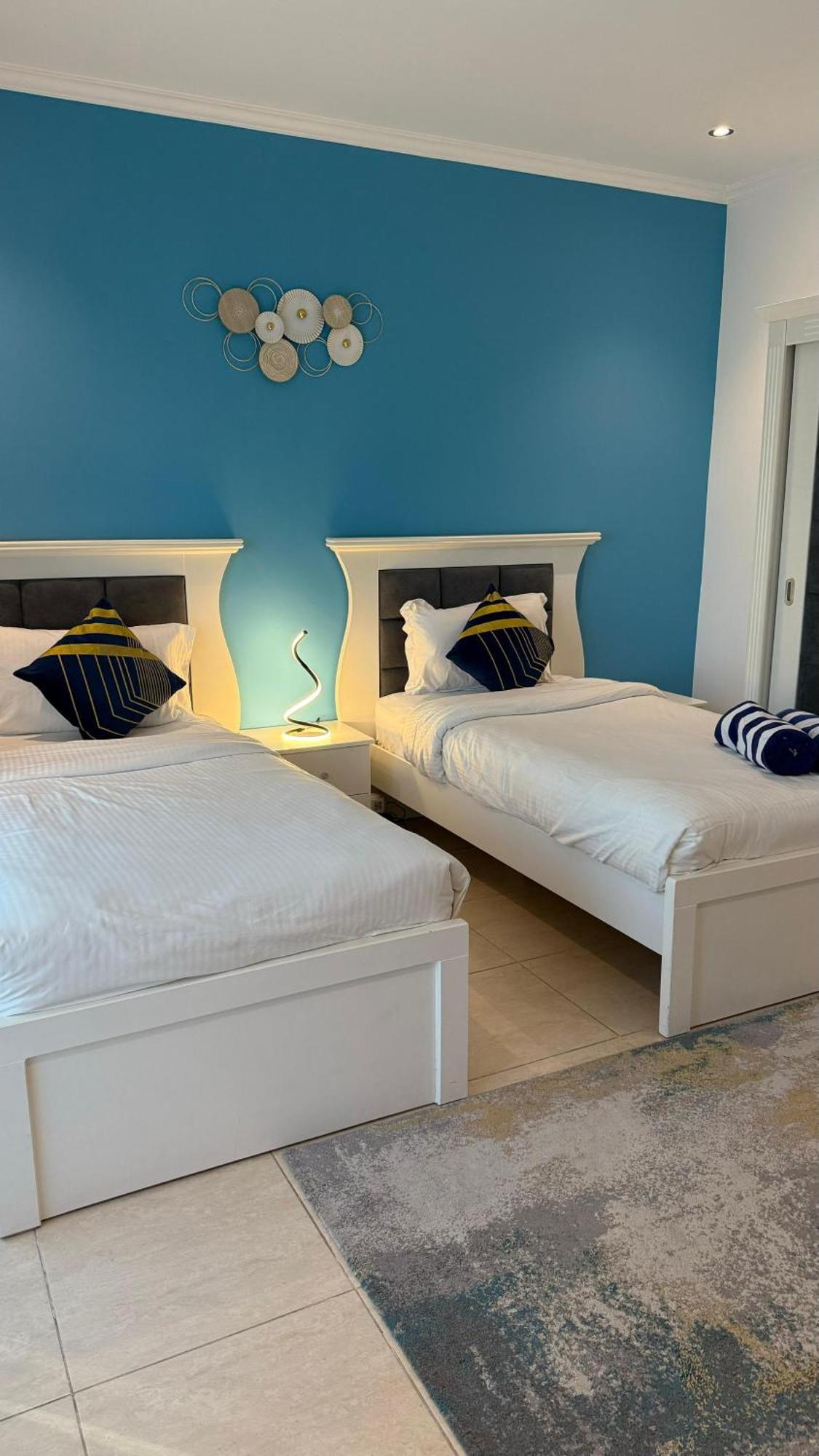 Premium Dubai Marina Two Bedroom Apartments With Sea View - Family Only Exteriör bild